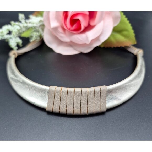 Brushed Silver Tone & Gray Faux Leather Structured Collar Choker Necklace 18" - Picture 2 of 7